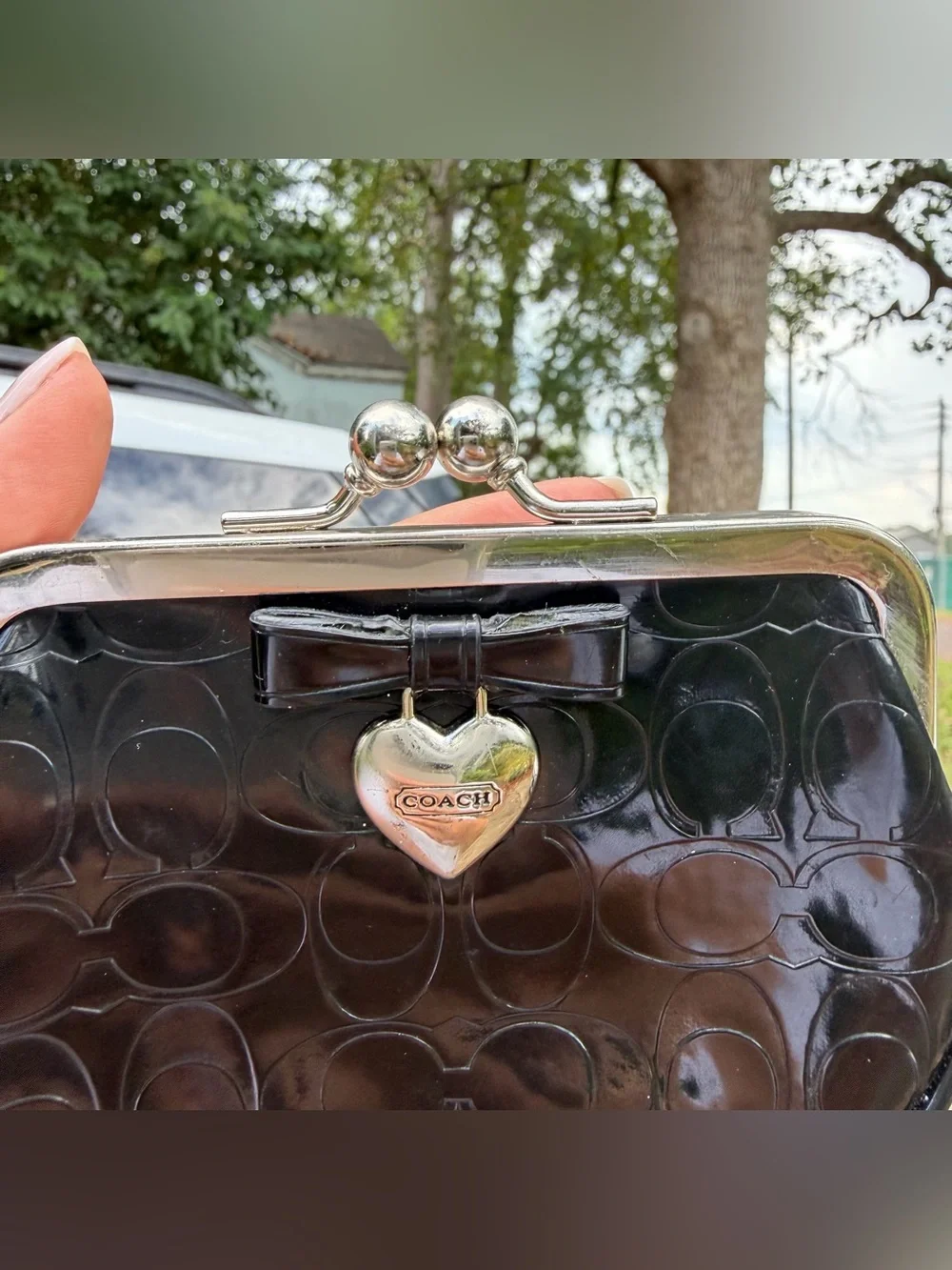 Vintage Coach Black Patent Leather Kisslock Coin Purse